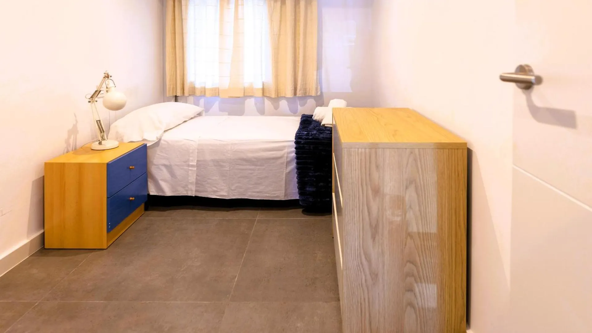 Suitur Beachfront Apartment Roc De Sant Gaieta Roda de Bera