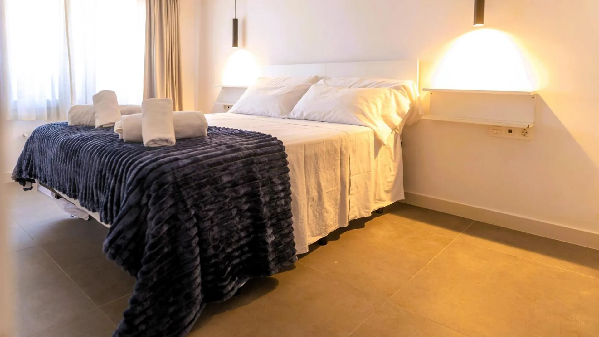Suitur Beachfront Apartment Roc De Sant Gaieta Roda de Bera Spain