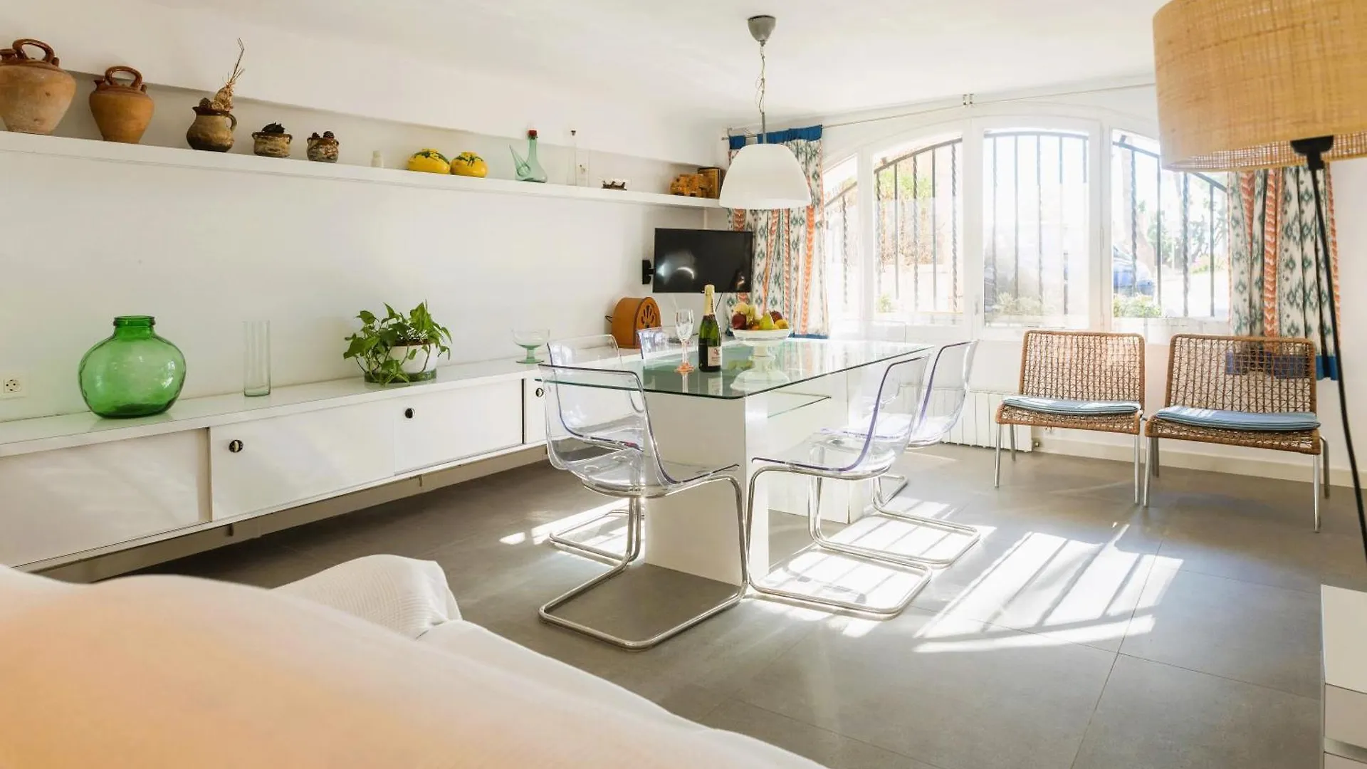 Suitur Beachfront Apartment Roc De Sant Gaieta Roda de Bera